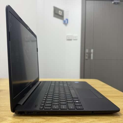 [極新] HP Laptop 15 (2022) (12代6核 i3 / 15.6" 全高清 / Win 11 / 永久Office /...