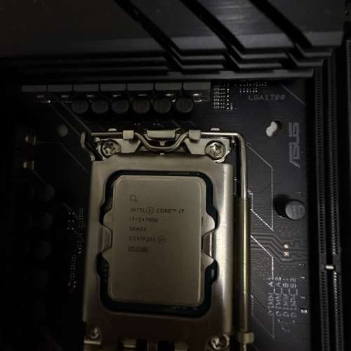 i7-14700k+ Asus Tuf Gaming Z690-PLUS WIFI D4 DDR4 ATX  +Corsair ddr4 4000mhz