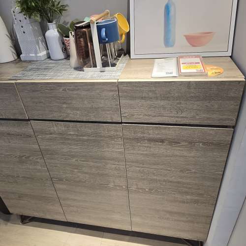 「實惠」三門三櫃檯鞋櫃