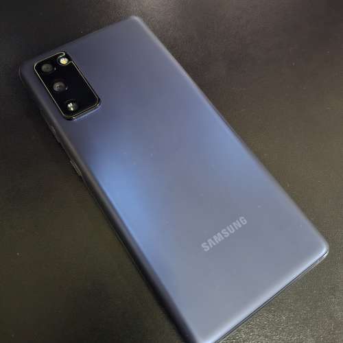 Samsung S20 FE (8 + 128GB)