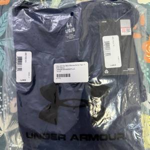 100%New 全新 Under Armour Navy 海軍 Tee size L