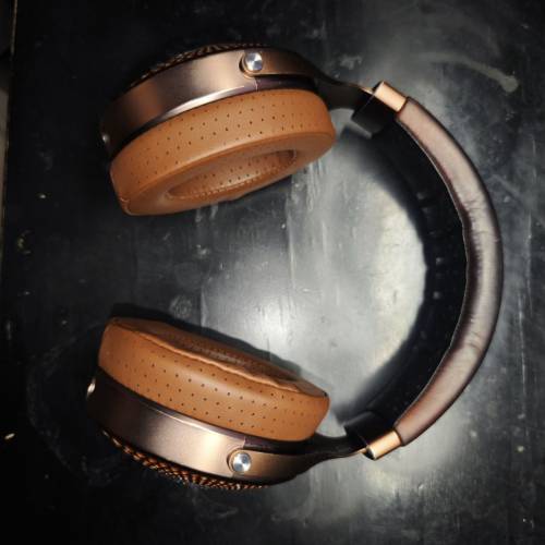 Focal Stellia旗艦級頭戴式耳機