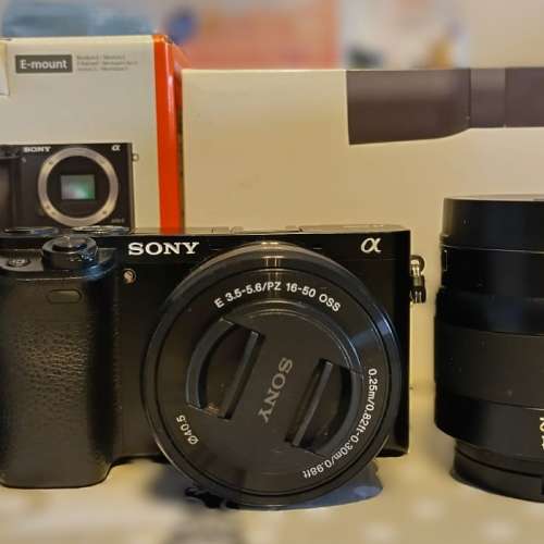 Sony A6000 SC 11554 with Touit 32 f1.8, 10-18 f4, 55-210, 16-50 不散賣