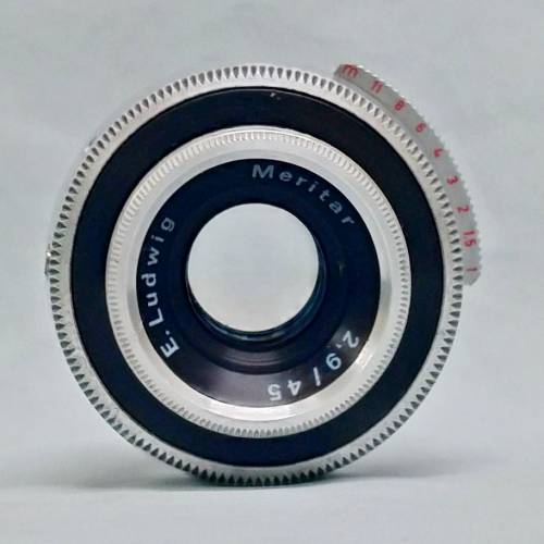 東德 E.Ludwig 45mm  F2.8 Meritar 3片3組設計 (泡泡散景鏡)已改m42牙(配合對焦筒用)