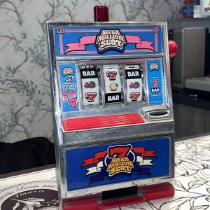 懷舊玩具老虎機