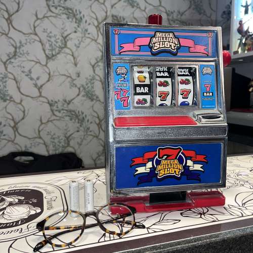 懷舊玩具老虎機