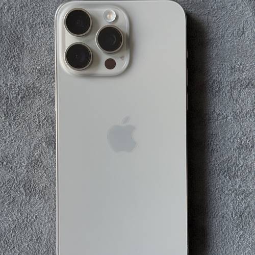 極新 iPhone 15 Pro Max 512G