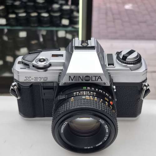 MIMOLTA SRT100 + MC 50MM F1.7   MIMOLTA SRT201 + MC 50MM F2