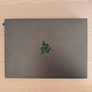 Razer blade laptop 5070 32gb 電競電腦 原廠保養 適合完美主義者