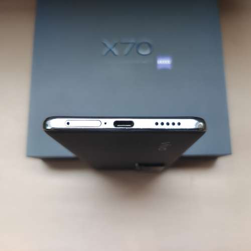 Vivo X70 香港行貨 全套有盒 蔡司聯合影像系統&nbsp;|&nbsp;蔡司&nbsp;T*&nbsp;鍍膜&nbsp;|&nbsp;&nbsp;新一代超...