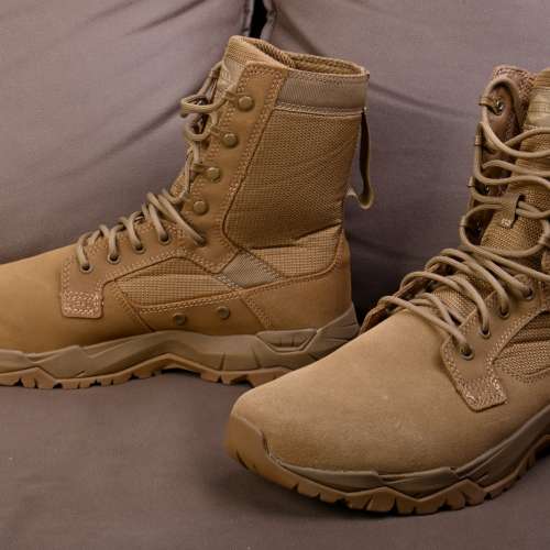 美國MERRELL高筒沙漠透氣戰術靴(EUR43）