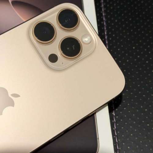 iPhone 16Pro max 512gb,港版雙卡金色鈦金屬，電池92，完美冇花，冇修冇拆，全套齊！