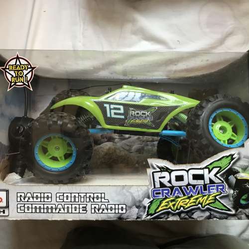 100%全新Maisto Rock Crawler Extreme RC Off Road Car 遙控爬山車