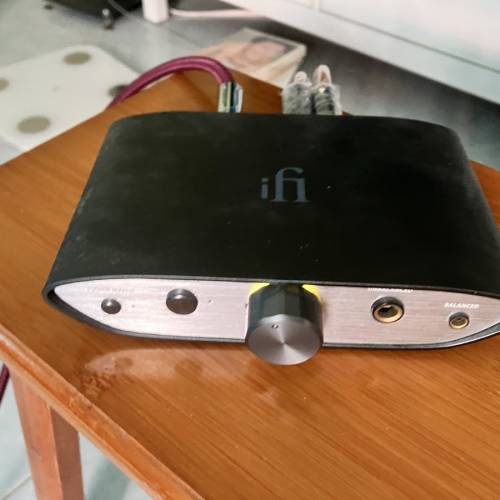 ifi audio zen DAC (GEN1)+ mackie CR3x speaker
