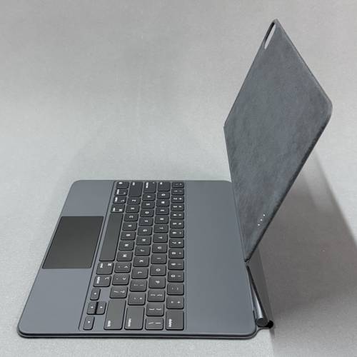 12.9/13吋 Apple Magic Keyboard with Trackpad for iPad Air and iPad Pro