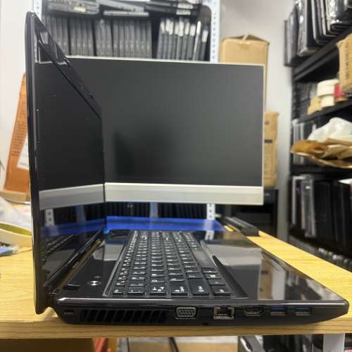 Lenovo ideaPad G585 (AMD / 15.6" 高清 / Win 11 / 永久Office / SSD)