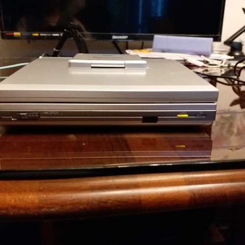 Panasonic DVD-LV50 (Portable)