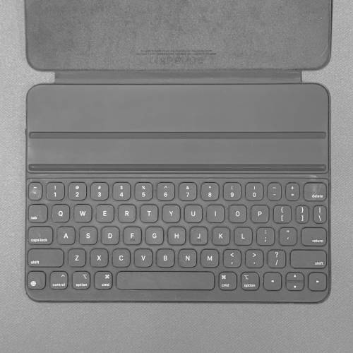 Apple Smart Keyboard Folio for iPad Air M2 M3 Gen 4~7 / iPad Pro 11 inch