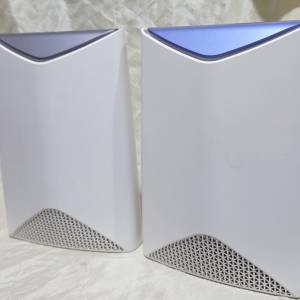 NETGEAR MESH WIFI ROUTER AND SATELLITE SRR60 和SRS60