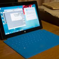 MS Surface RT 2 平板WIN8 32GB ,,沒充電器用,不包好壞