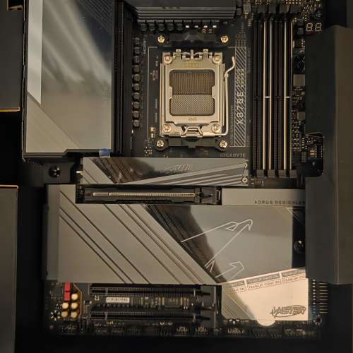 Gigabyte X870E Aorus Master