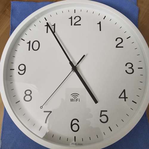 * 日本家品 * Nitori * 智能 * Wifi 電波對時 * 時 鐘 *