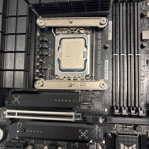 i5 14600kf和ASUS B760m plus WIFI ll 一套