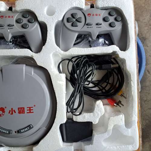 全新小霸王遊戲机