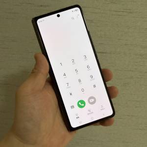 全網最平🔥Samsung galaxy fold 5 12+512美版單卡+esim黑色