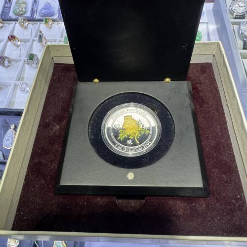 😍😍罕有2004年庫克群島台灣獼猴1盎司銀幣（鍍金版)