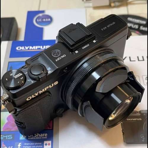 Olympus XZ-2