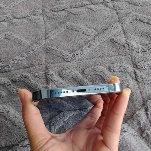 iPhone 13 pro max 1tb 電池效能96 ％，送Magsafe Case及玻璃貼