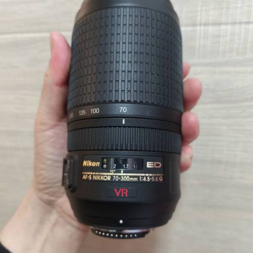 Nikon  ED  AF--S  NIikKOR  70-300mm  1:4.5-5.6G