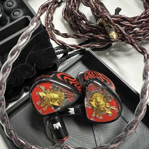 Noble Audio SHOGUN earphone