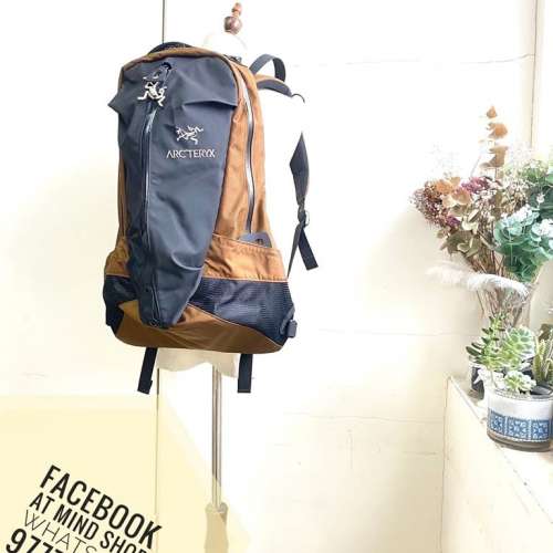 HKD$1000+ 不死鳥 Arc'teryx Arro 22 backpack 香港門市行貨單 有保養 未拆塵連吊牌...