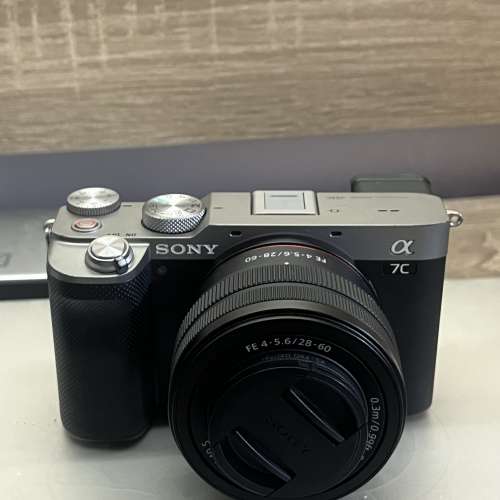 Sony A7C 連 kit 鏡 28-60mm