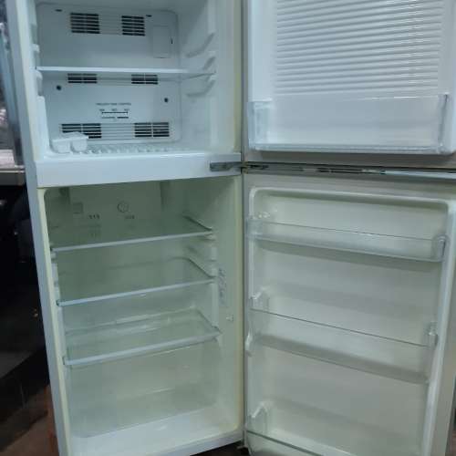 SHARP Refrigerator