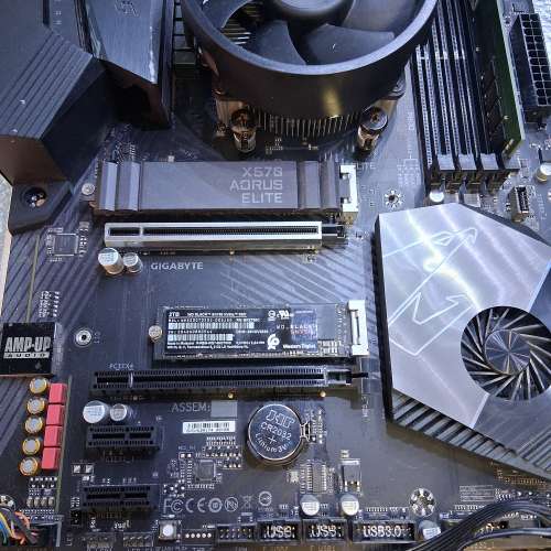 X570 AORUS ELITE+ AMD Eyzen 9 5900X連風扇