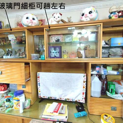 免費**靚木、實木組合櫃** H 76吋 D22吋 W83吋**上水天平邨單位內自取。first come...