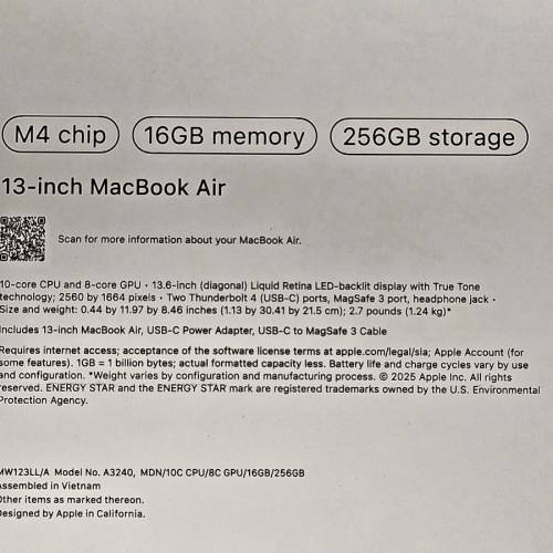**情人節必送**全新Apple

MacBook Air 13.6吋 M4 晶片