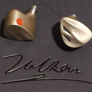 Dunu 達音科 Vulkan 2 曜 (雙動圈+六動鐵)