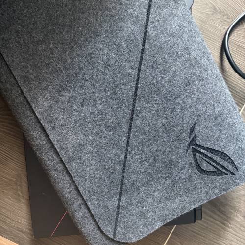 ASUS ROG Zephyrus Duo 16 (行貨)