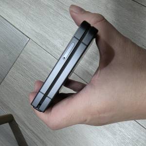 Samsung Galaxy Flip 7