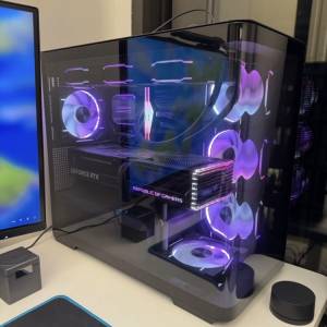 電競桌上電腦全套（包砌主機連RGB燈，曲螢幕，鍵盤及滑鼠）￼