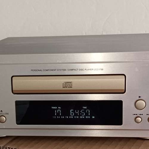 Denon UCD-F88 CD機.