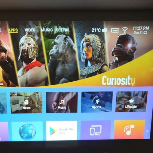 Gimbal Projector Quad-Core [Auto Focus/Keystone & Gimbal Stand] with Android Sys