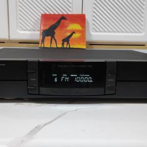 德國根德收音頭（GRUNDIG)