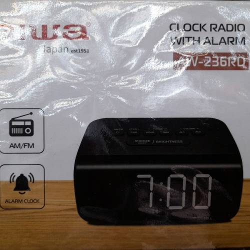 ( 全新行貨 ) Aiwa AW-236RD Clock Radio w/Alarm