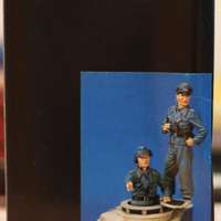 5. Kirin 模型 21522 1/16 (120mm) Sturmgeschutze Crew (2)