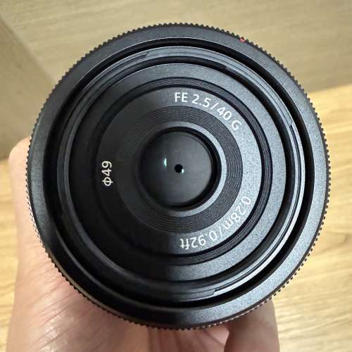 Sony FE 40mm f/2.5 G